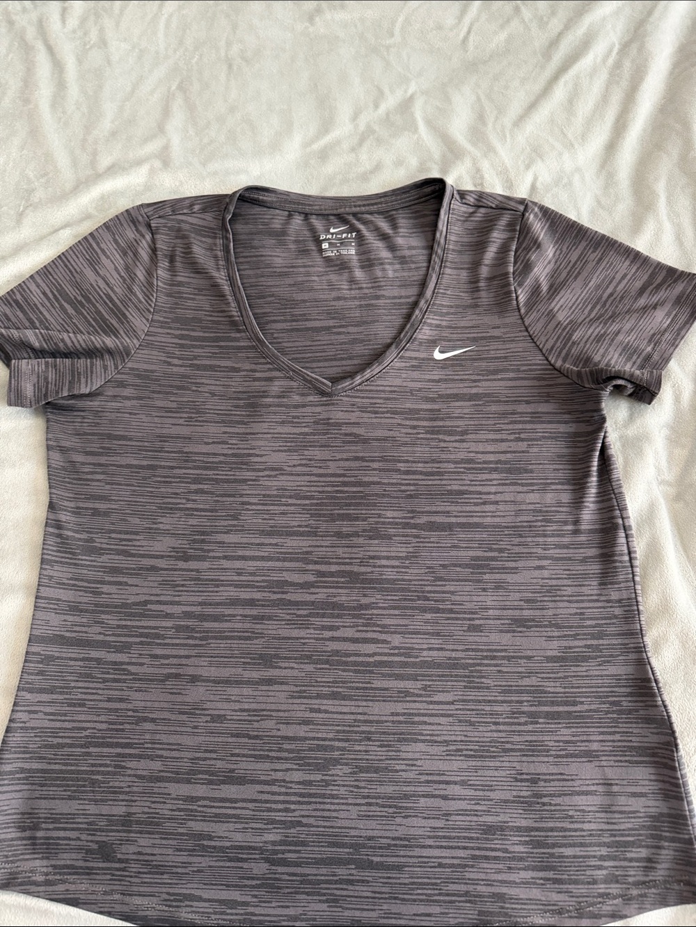 Nike Women’s Gray Heather V-Neck Tank Top